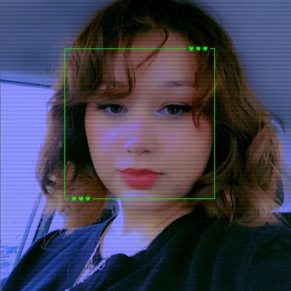 Meet your Posher, Marissa love